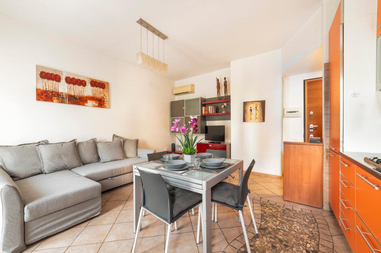 Martesana Flat With Balcony - M1 Gorla And Turro Apartman Milánó Kültér fotó